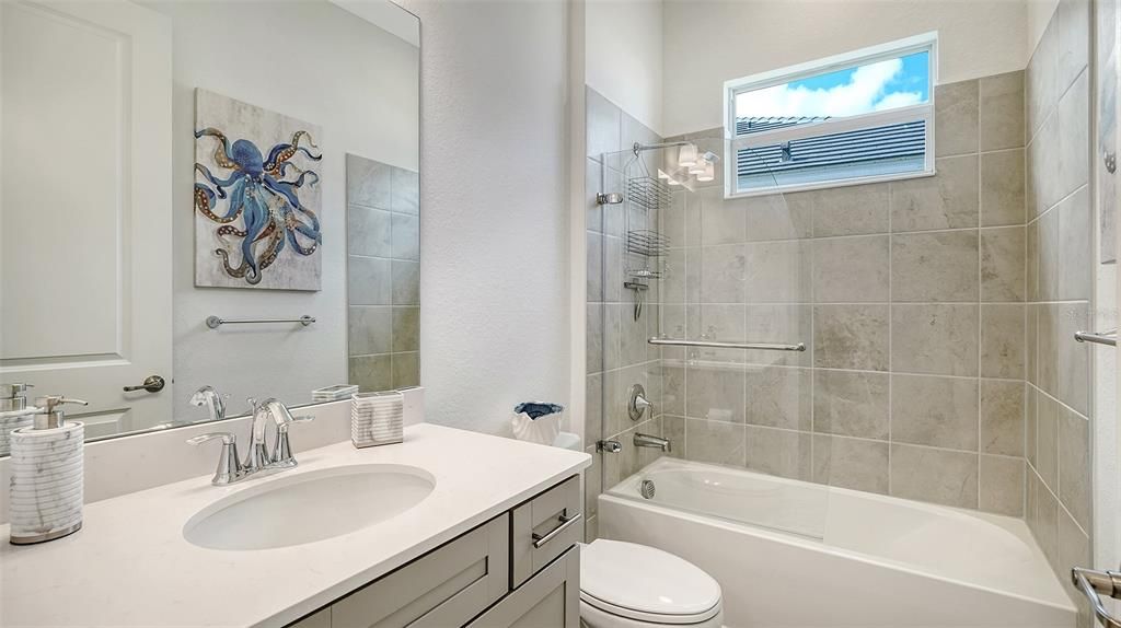 В аренду: $12,000 (3 спален, 2 ванн, 2061 Квадратных фут)