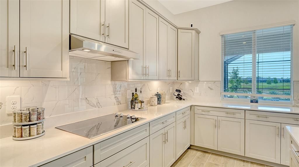 В аренду: $12,000 (3 спален, 2 ванн, 2061 Квадратных фут)