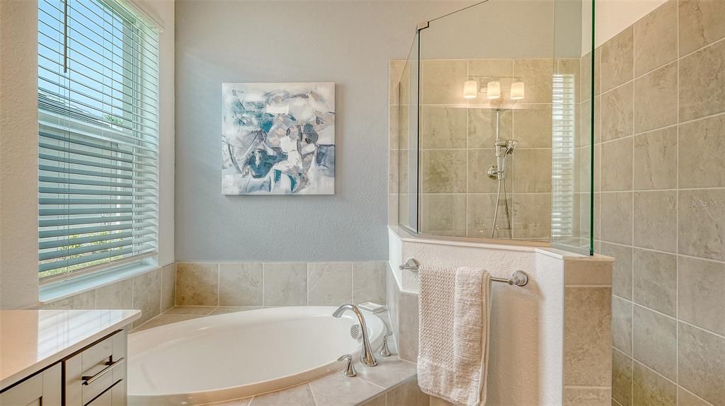 В аренду: $12,000 (3 спален, 2 ванн, 2061 Квадратных фут)