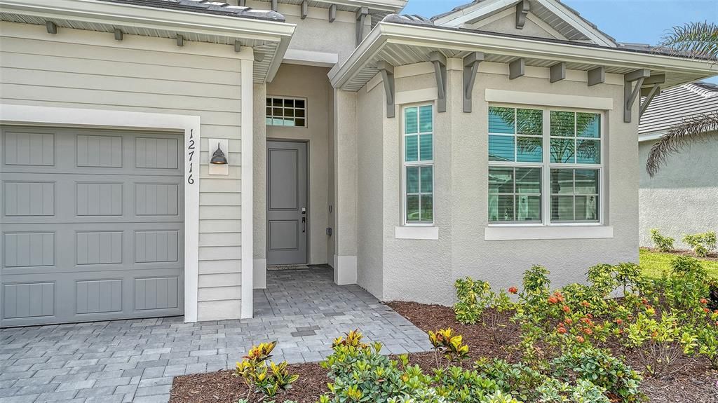 В аренду: $12,000 (3 спален, 2 ванн, 2061 Квадратных фут)