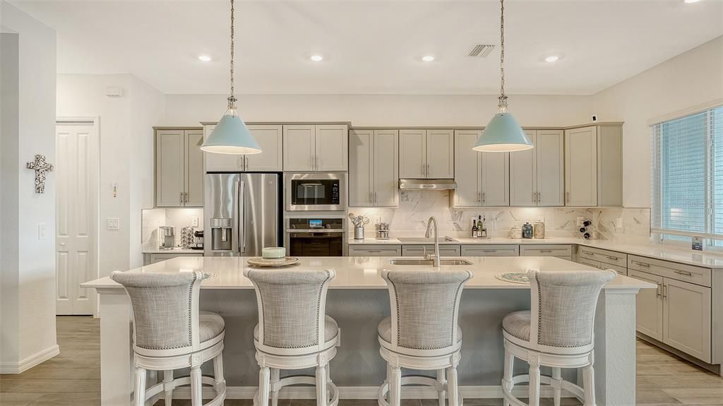 В аренду: $12,000 (3 спален, 2 ванн, 2061 Квадратных фут)