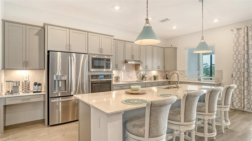 В аренду: $12,000 (3 спален, 2 ванн, 2061 Квадратных фут)