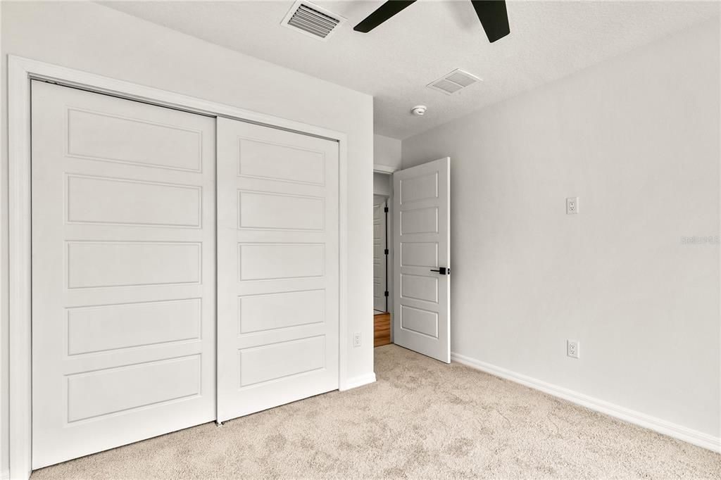 Activo con contrato: $485,000 (3 camas, 2 baños, 1475 Pies cuadrados)