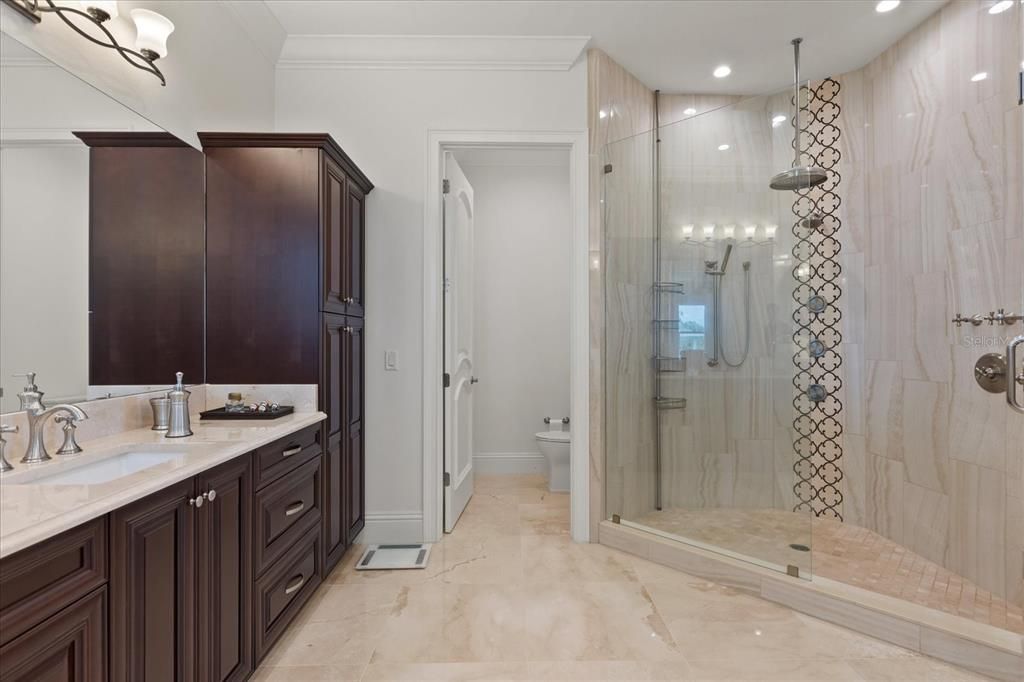 En Venta: $4,899,000 (7 camas, 10 baños, 5935 Pies cuadrados)