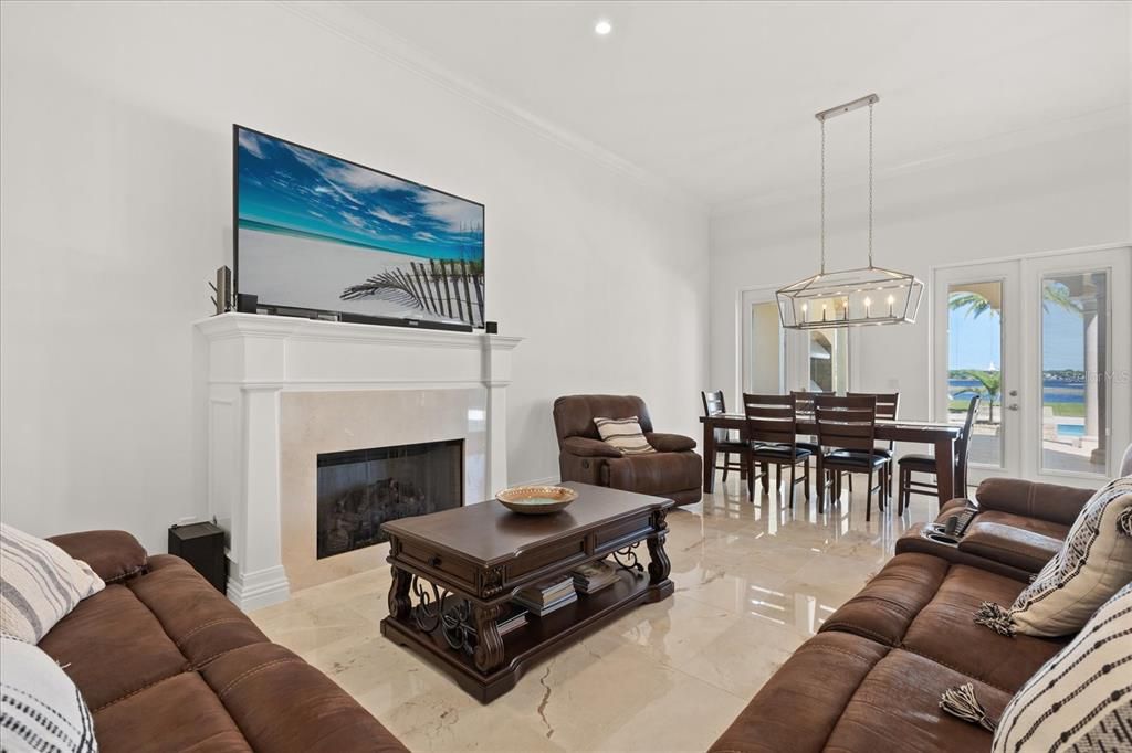 En Venta: $4,899,000 (7 camas, 10 baños, 5935 Pies cuadrados)