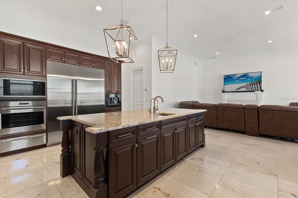 En Venta: $4,899,000 (7 camas, 10 baños, 5935 Pies cuadrados)