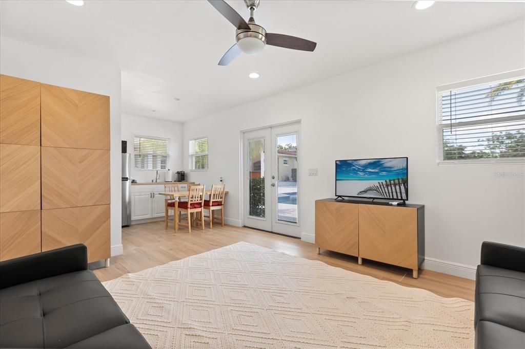 En Venta: $4,899,000 (7 camas, 10 baños, 5935 Pies cuadrados)