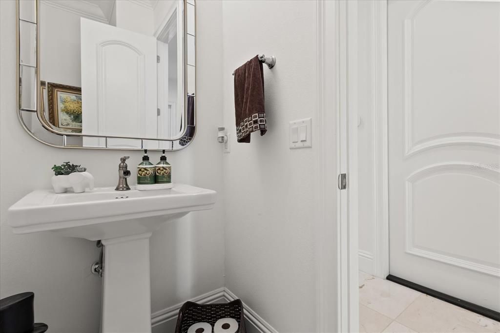 En Venta: $4,899,000 (7 camas, 10 baños, 5935 Pies cuadrados)