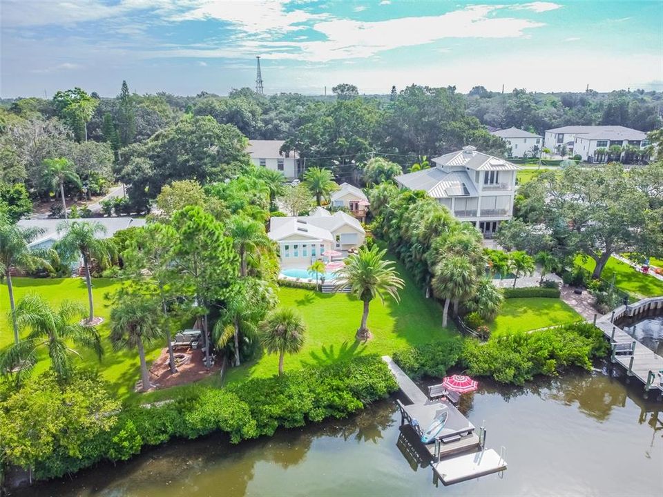 Vendido Recientemente: $1,170,000 (3 camas, 3 baños, 1880 Pies cuadrados)