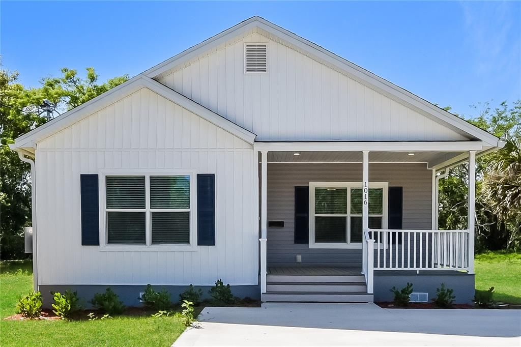 Recently Rented: $2,550 (4 beds, 1 baths, 1899 Square Feet)