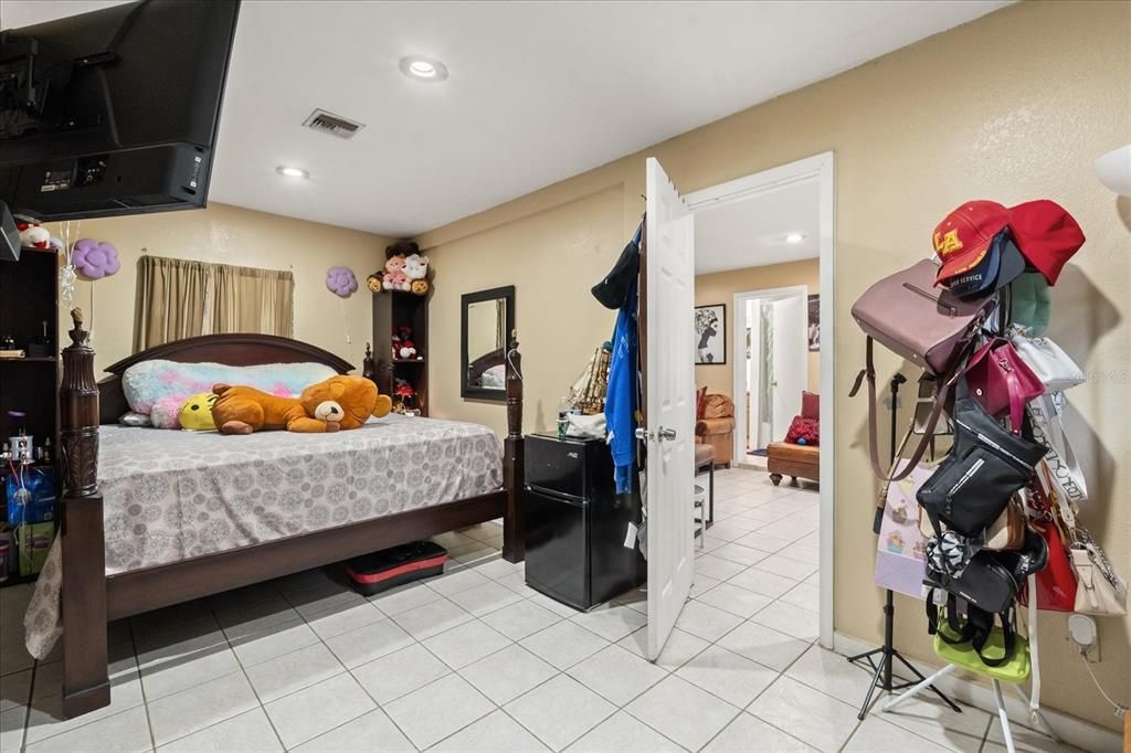 For Sale: $625,000 (3 beds, 0 baths, 1890 Square Feet)