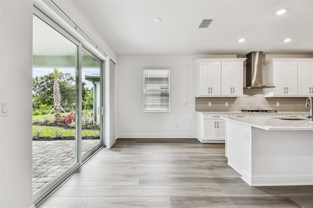 Active With Contract: $739,999 (4 beds, 4 baths, 2945 Square Feet)