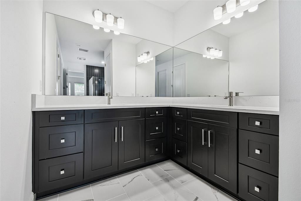 Active With Contract: $739,999 (4 beds, 4 baths, 2945 Square Feet)