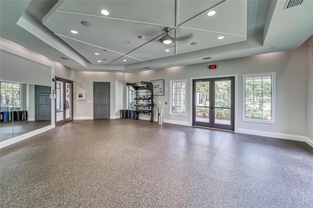 For Sale: $300,000 (2 beds, 2 baths, 1416 Square Feet)