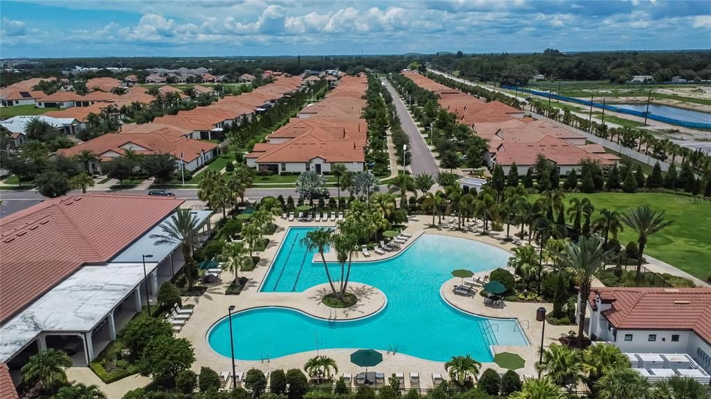 For Sale: $300,000 (2 beds, 2 baths, 1416 Square Feet)