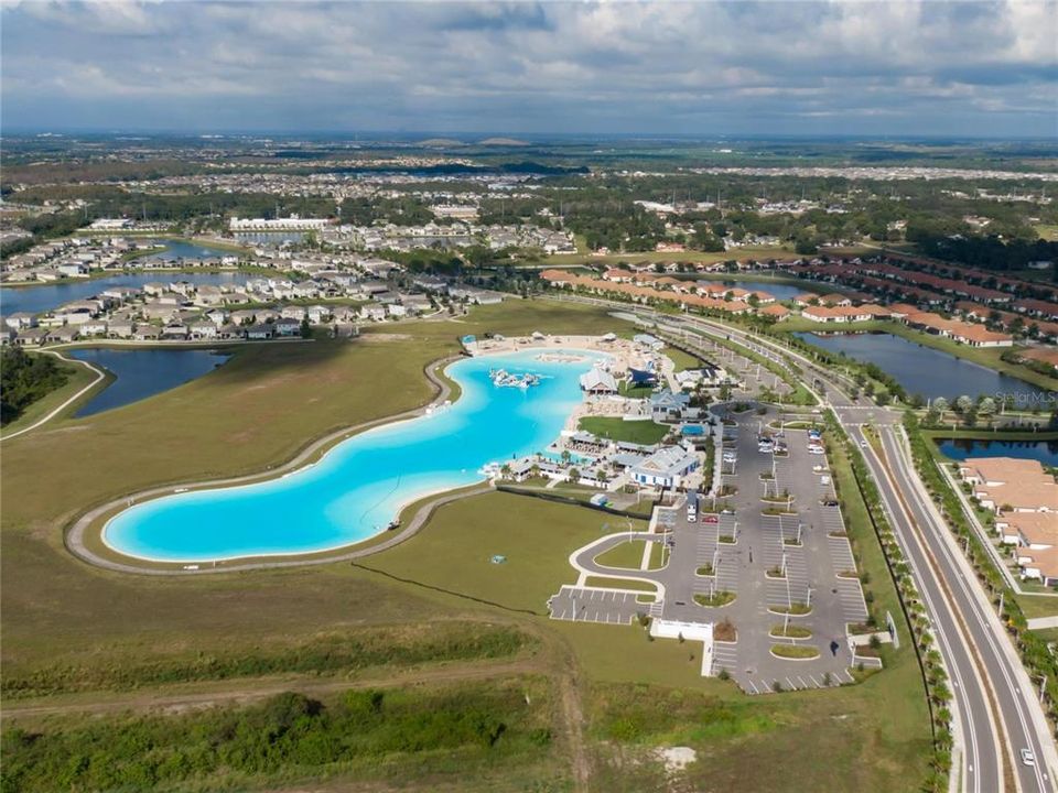 For Sale: $300,000 (2 beds, 2 baths, 1416 Square Feet)