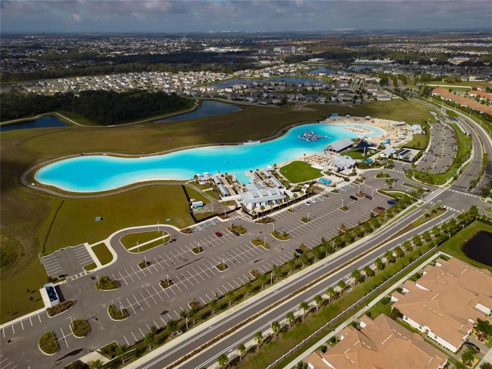 For Sale: $300,000 (2 beds, 2 baths, 1416 Square Feet)