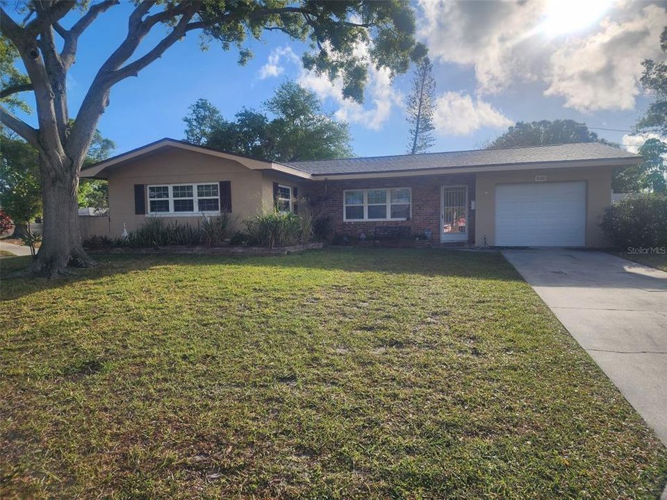 Recently Sold: $314,900 (3 beds, 2 baths, 1245 Square Feet)