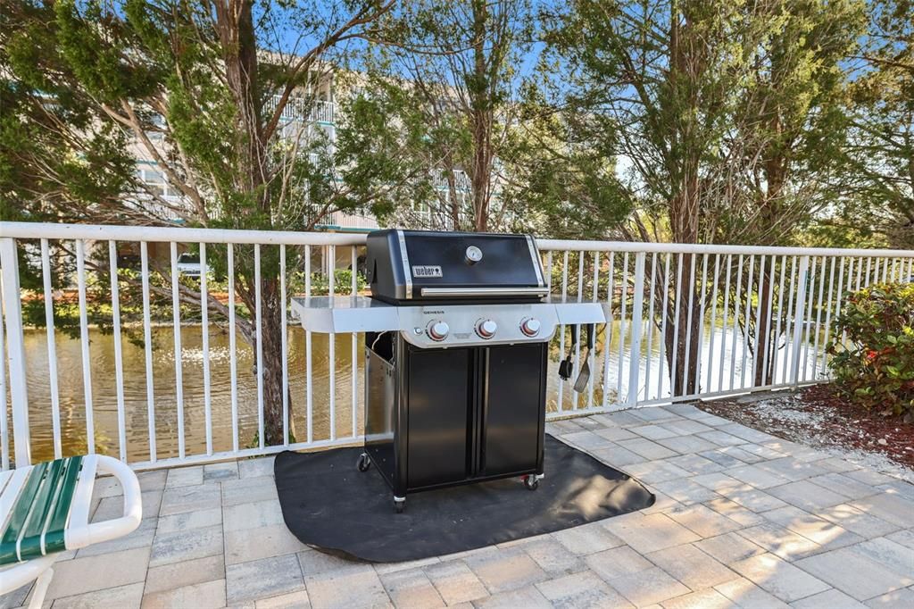 合同活跃: $443,500 (3 贝兹, 2 浴室, 1801 平方英尺)