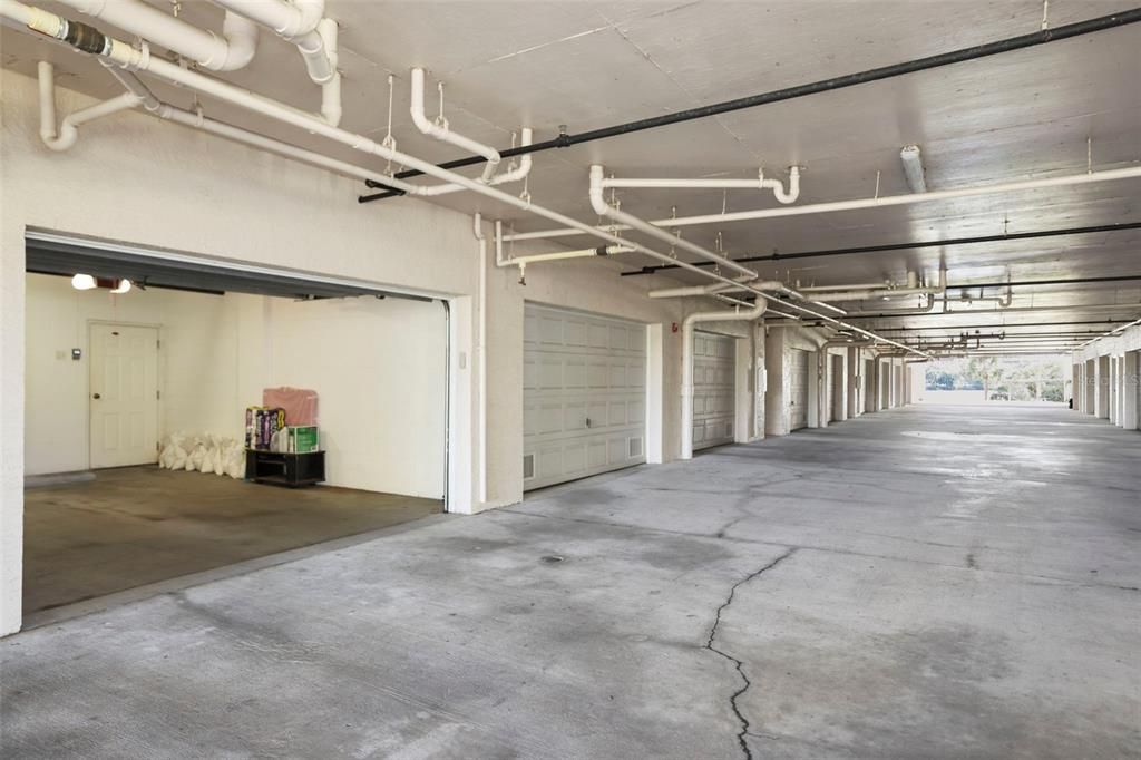 合同活跃: $443,500 (3 贝兹, 2 浴室, 1801 平方英尺)