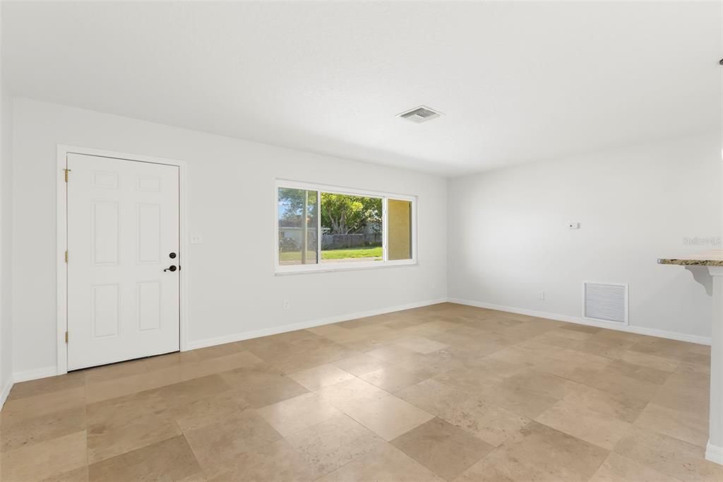 For Sale: $424,900 (3 beds, 2 baths, 1471 Square Feet)