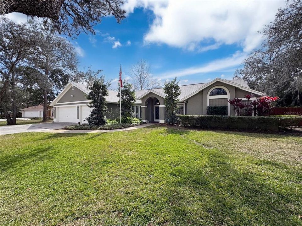 Недавно продано: $649,900 (3 спален, 2 ванн, 2292 Квадратных фут)