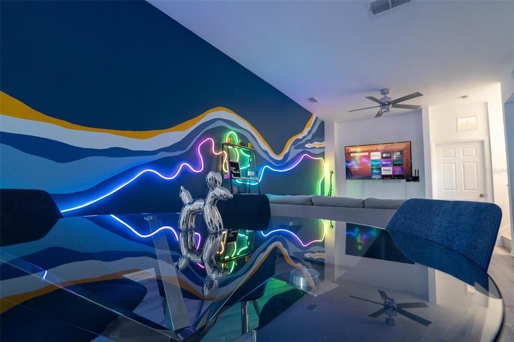 Activo con contrato: $327,000 (4 camas, 3 baños, 1642 Pies cuadrados)