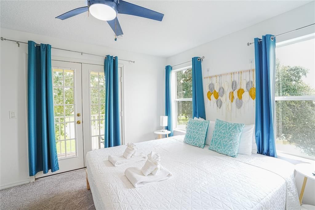 Activo con contrato: $327,000 (4 camas, 3 baños, 1642 Pies cuadrados)