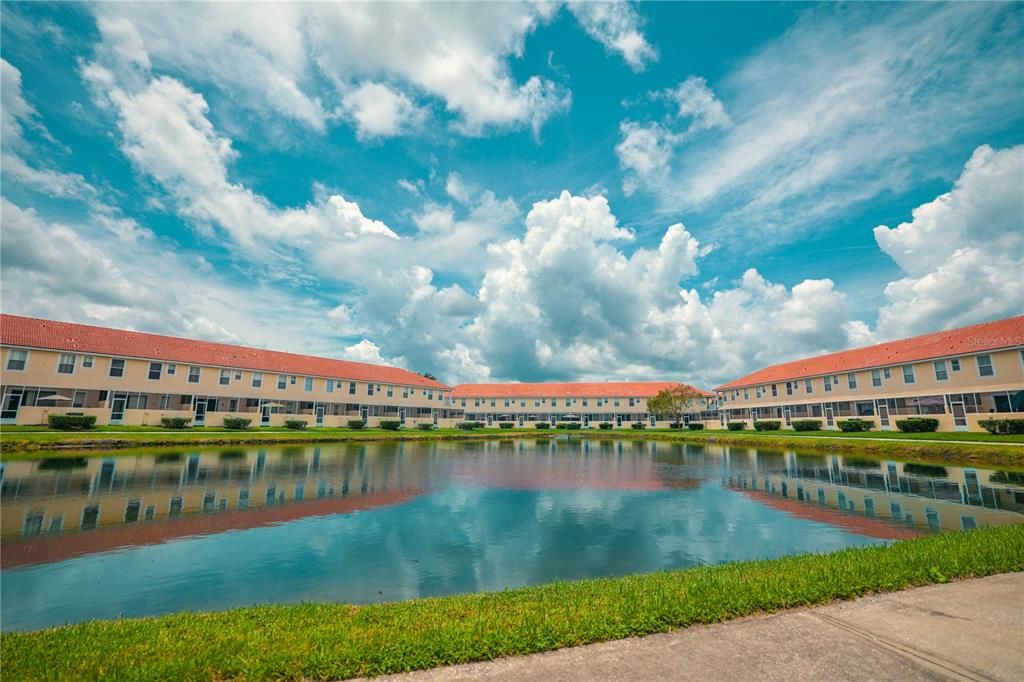 Activo con contrato: $327,000 (4 camas, 3 baños, 1642 Pies cuadrados)