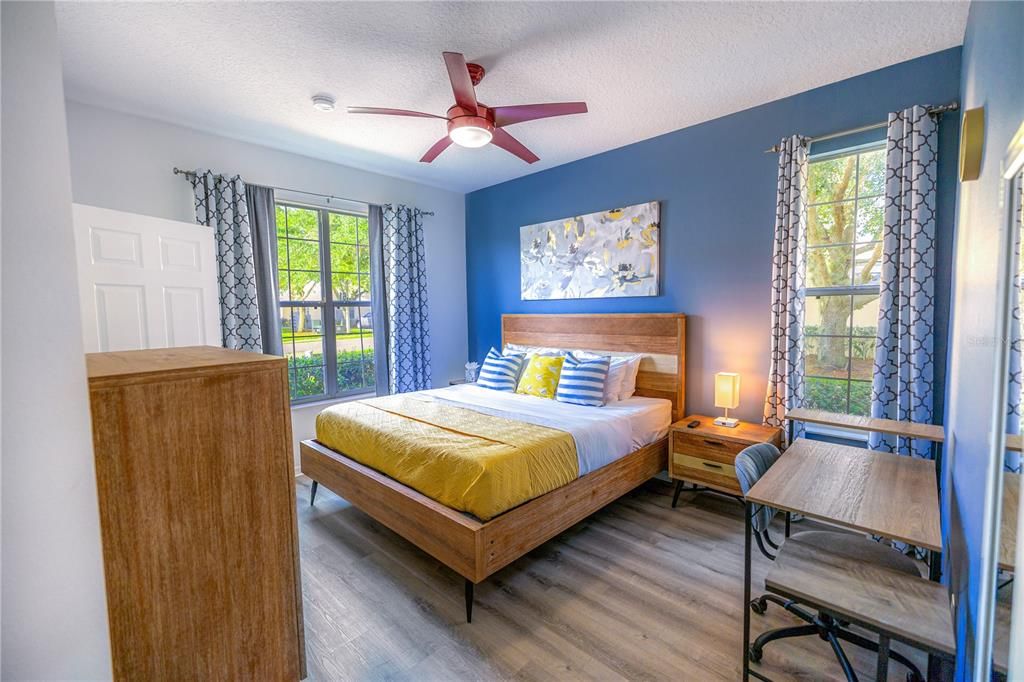 Activo con contrato: $327,000 (4 camas, 3 baños, 1642 Pies cuadrados)