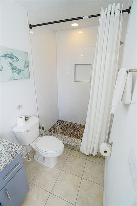 Activo con contrato: $327,000 (4 camas, 3 baños, 1642 Pies cuadrados)