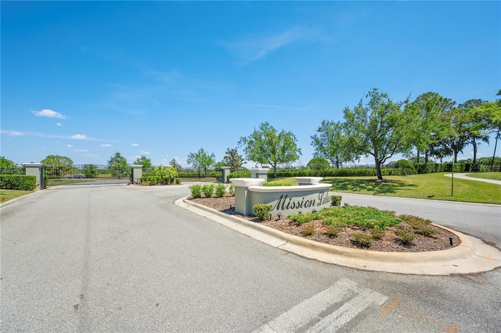 合同活跃: $320,000 (3 贝兹, 2 浴室, 1480 平方英尺)