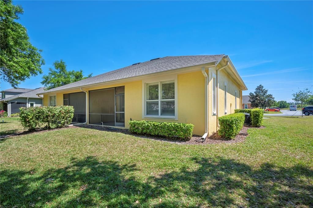 合同活跃: $320,000 (3 贝兹, 2 浴室, 1480 平方英尺)