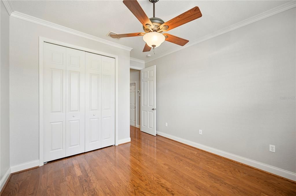 合同活跃: $320,000 (3 贝兹, 2 浴室, 1480 平方英尺)