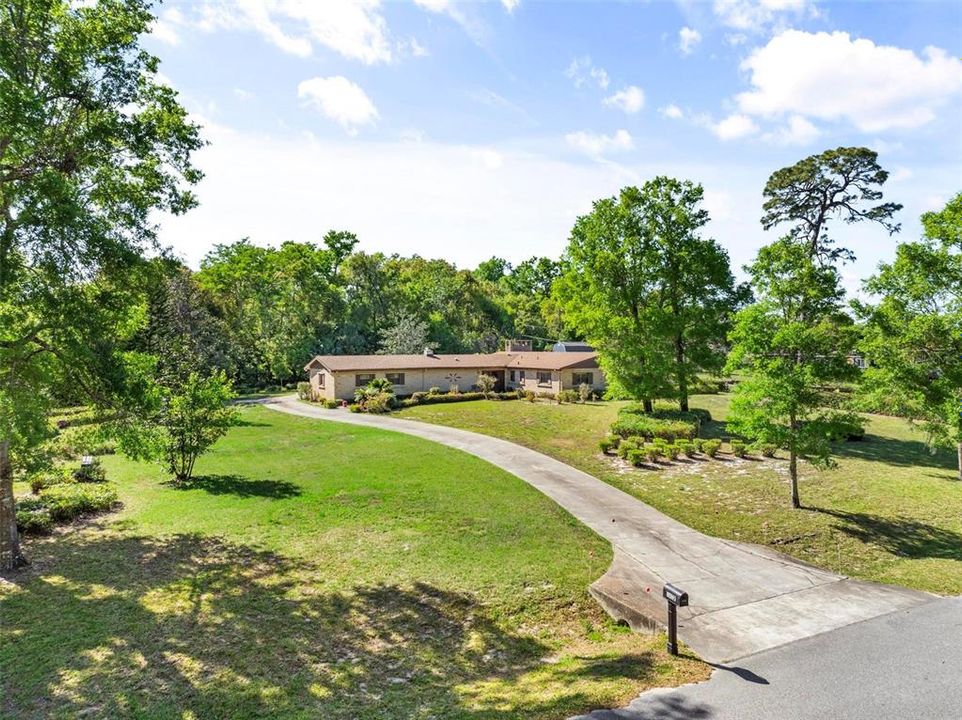 Недавно продано: $499,000 (3 спален, 2 ванн, 2776 Квадратных фут)