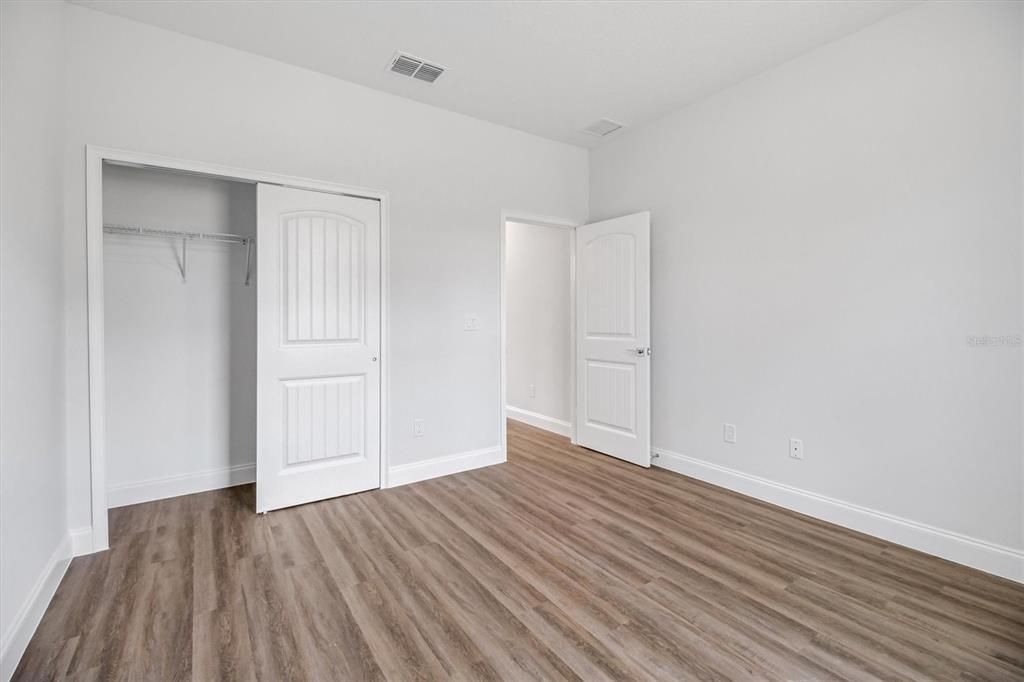 En Venta: $339,400 (3 camas, 2 baños, 1555 Pies cuadrados)