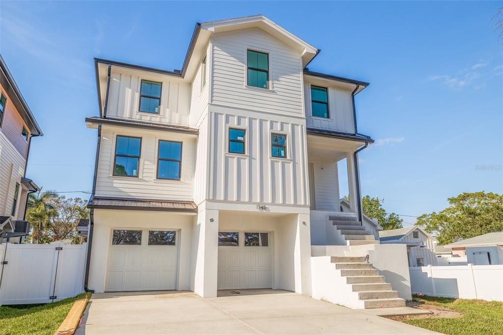 Recently Sold: $1,449,000 (4 beds, 3 baths, 3061 Square Feet)
