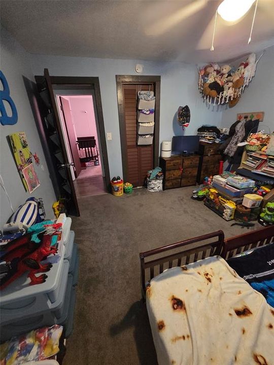 En Venta: $235,000 (3 camas, 2 baños, 1256 Pies cuadrados)