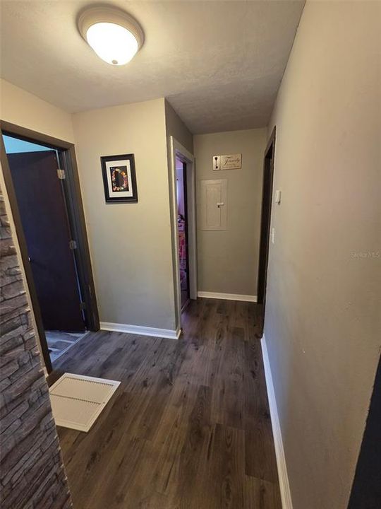 En Venta: $235,000 (3 camas, 2 baños, 1256 Pies cuadrados)