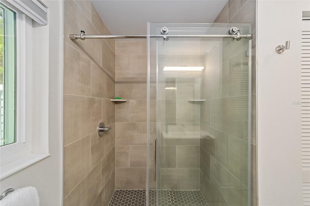 En Venta: $899,000 (2 camas, 1 baños, 1006 Pies cuadrados)