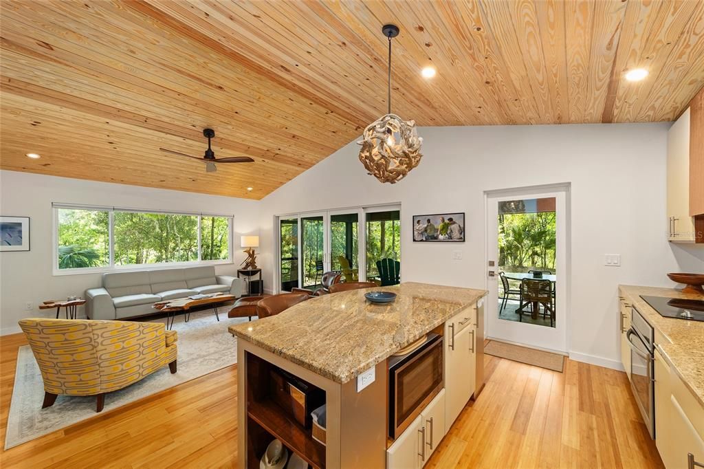 En Venta: $899,000 (2 camas, 1 baños, 1006 Pies cuadrados)