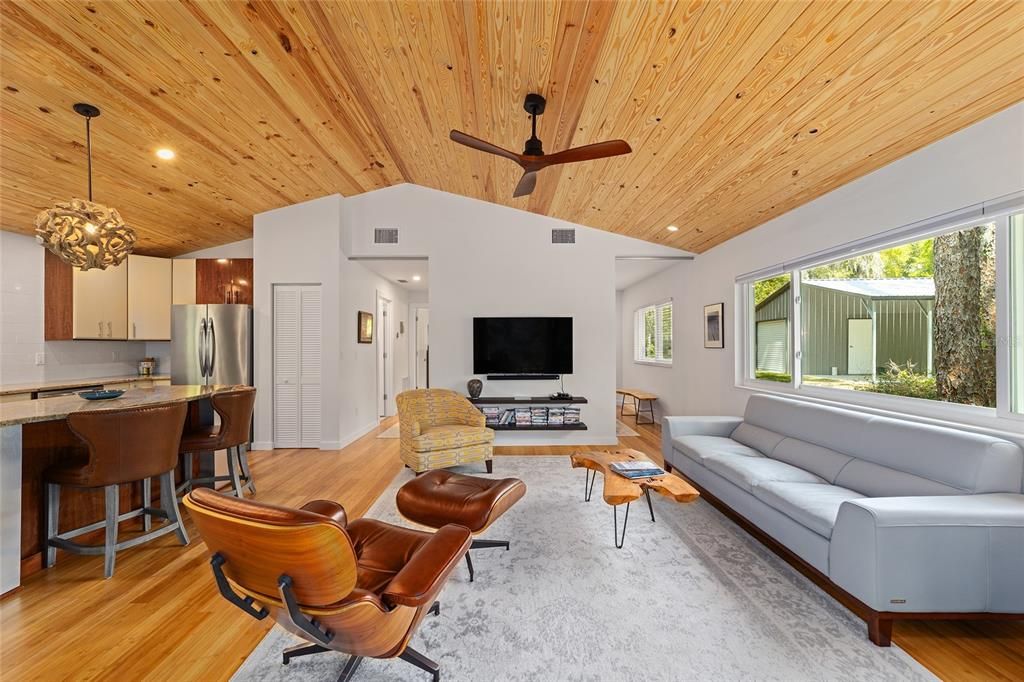 En Venta: $899,000 (2 camas, 1 baños, 1006 Pies cuadrados)