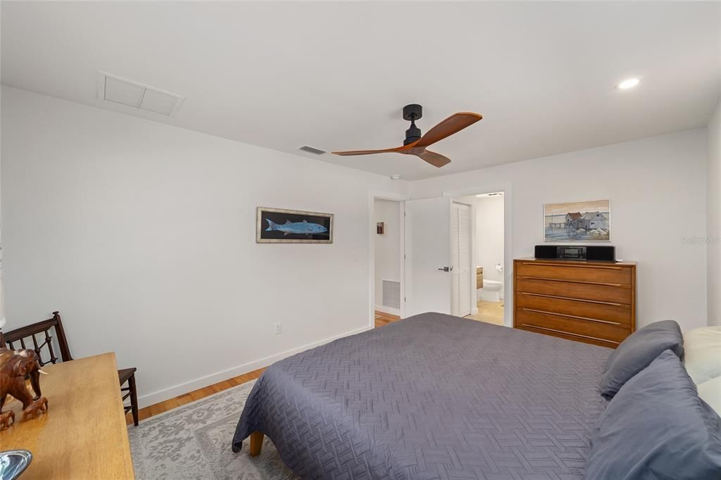 En Venta: $899,000 (2 camas, 1 baños, 1006 Pies cuadrados)