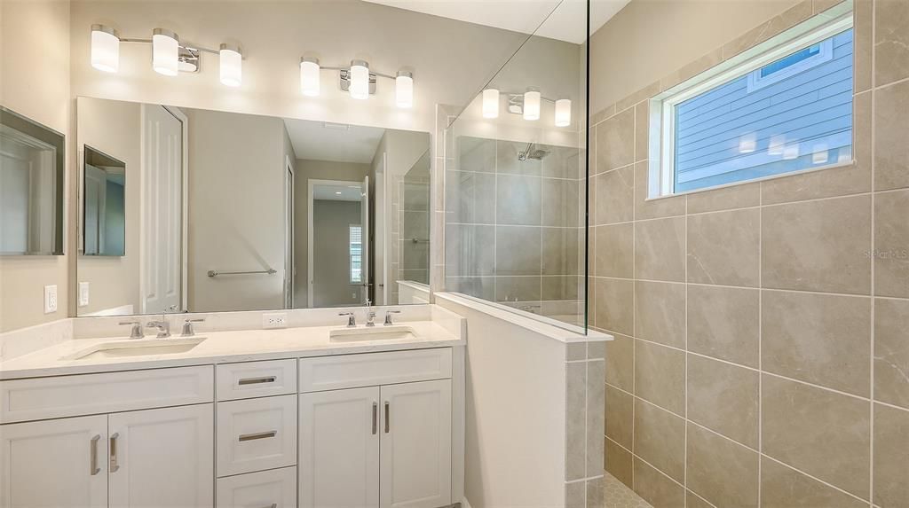 For Sale: $418,990 (3 beds, 2 baths, 1533 Square Feet)