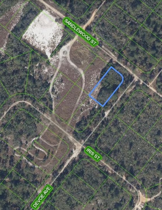 For Sale: $8,900 (0.26 acres)