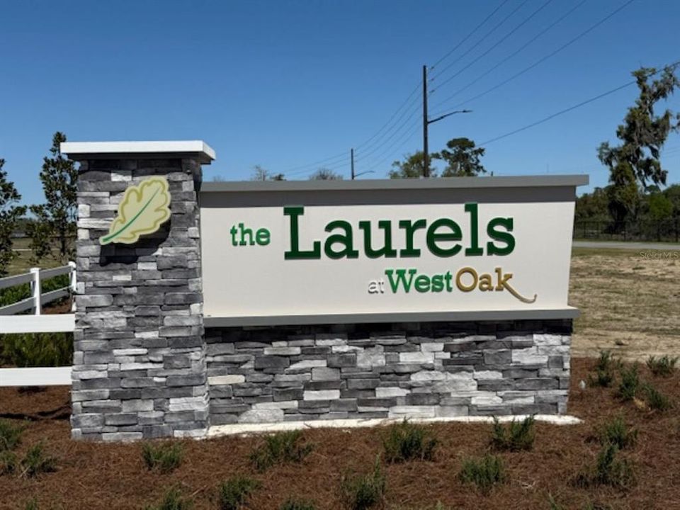 For Sale: $315,450 (4 beds, 2 baths, 2202 Square Feet)