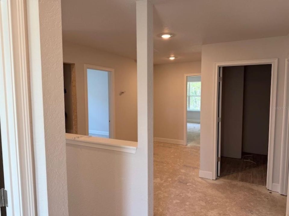 For Sale: $315,450 (4 beds, 2 baths, 2202 Square Feet)