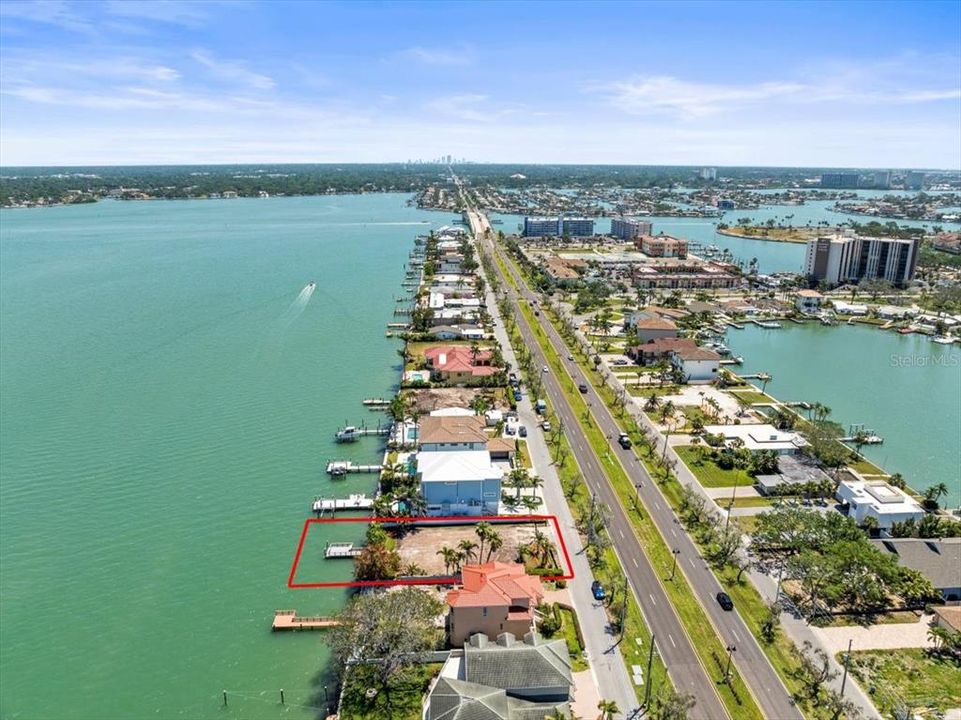 For Sale: $1,495,000 (0.23 acres)