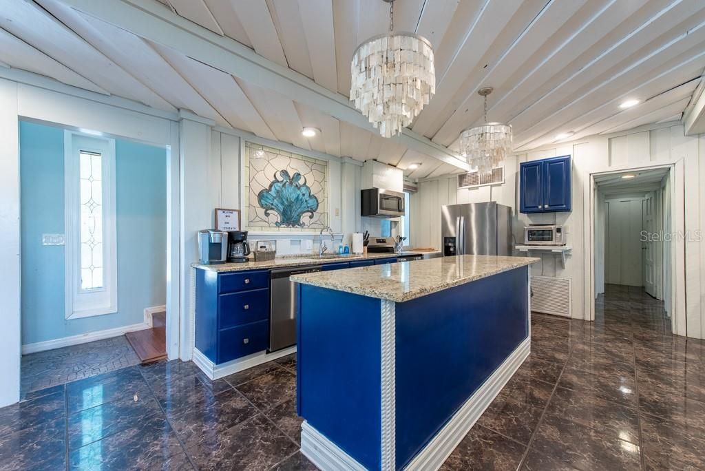 En Venta: $1,450,000 (9 camas, 7 baños, 5410 Pies cuadrados)