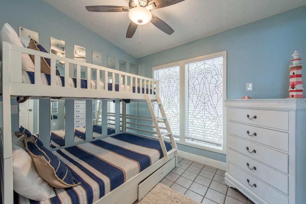 En Venta: $1,450,000 (9 camas, 7 baños, 5410 Pies cuadrados)